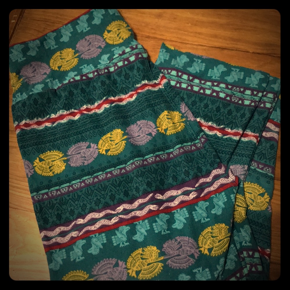 Lularoe One Size Leggings EUC